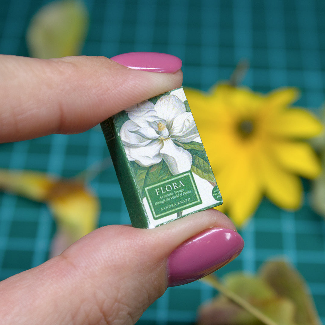TEMPLATE Miniature botanical art book | PDF