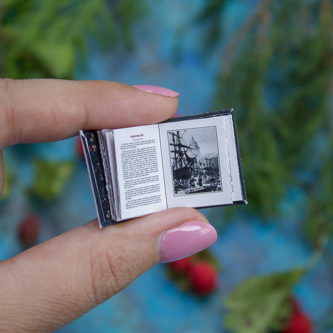 TEMPLATE Miniature book Dracula | PDF