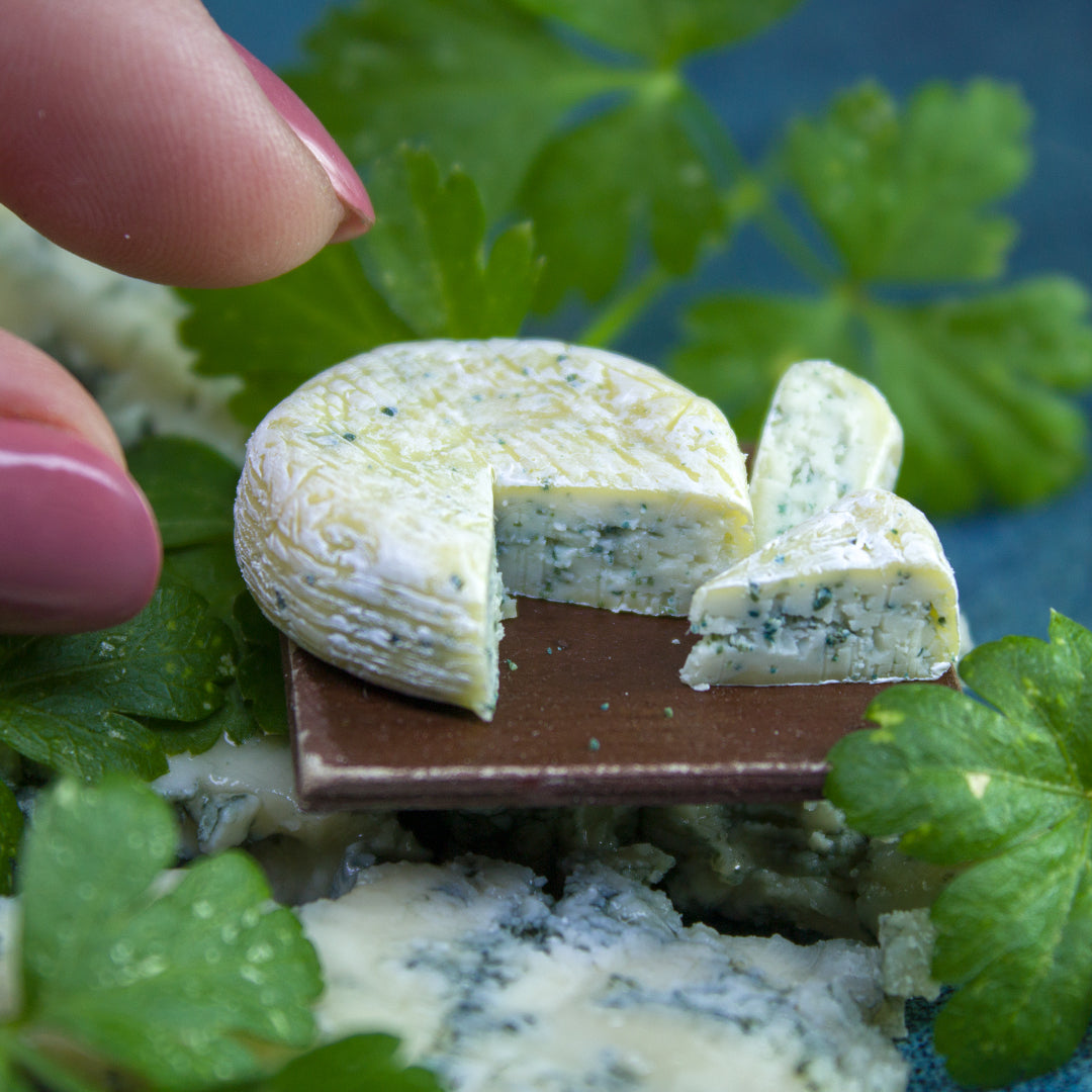 TUTORIAL Miniature blue cheese with polymer clay | PDF + video