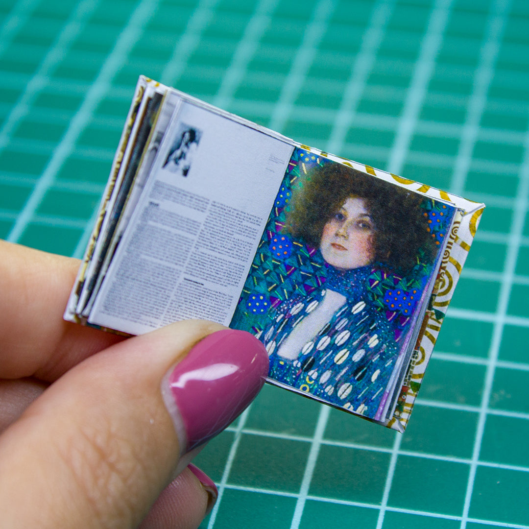 TEMPLATE Miniature book with Klimt paintings | PDF