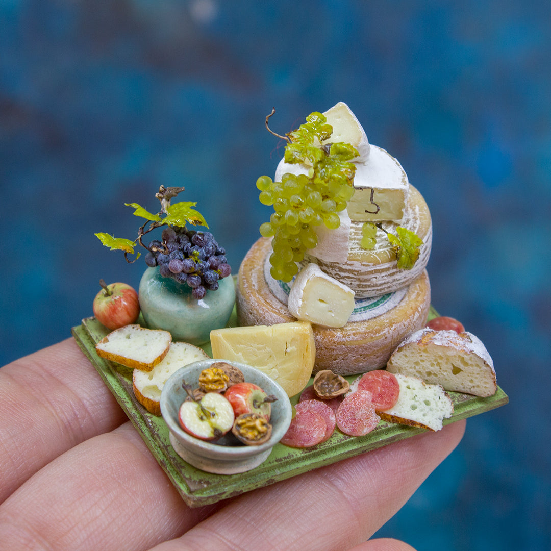 Miniature set with cheese and grapes for dollhouse in 1:12 scale 4 - Rina Vellichor
