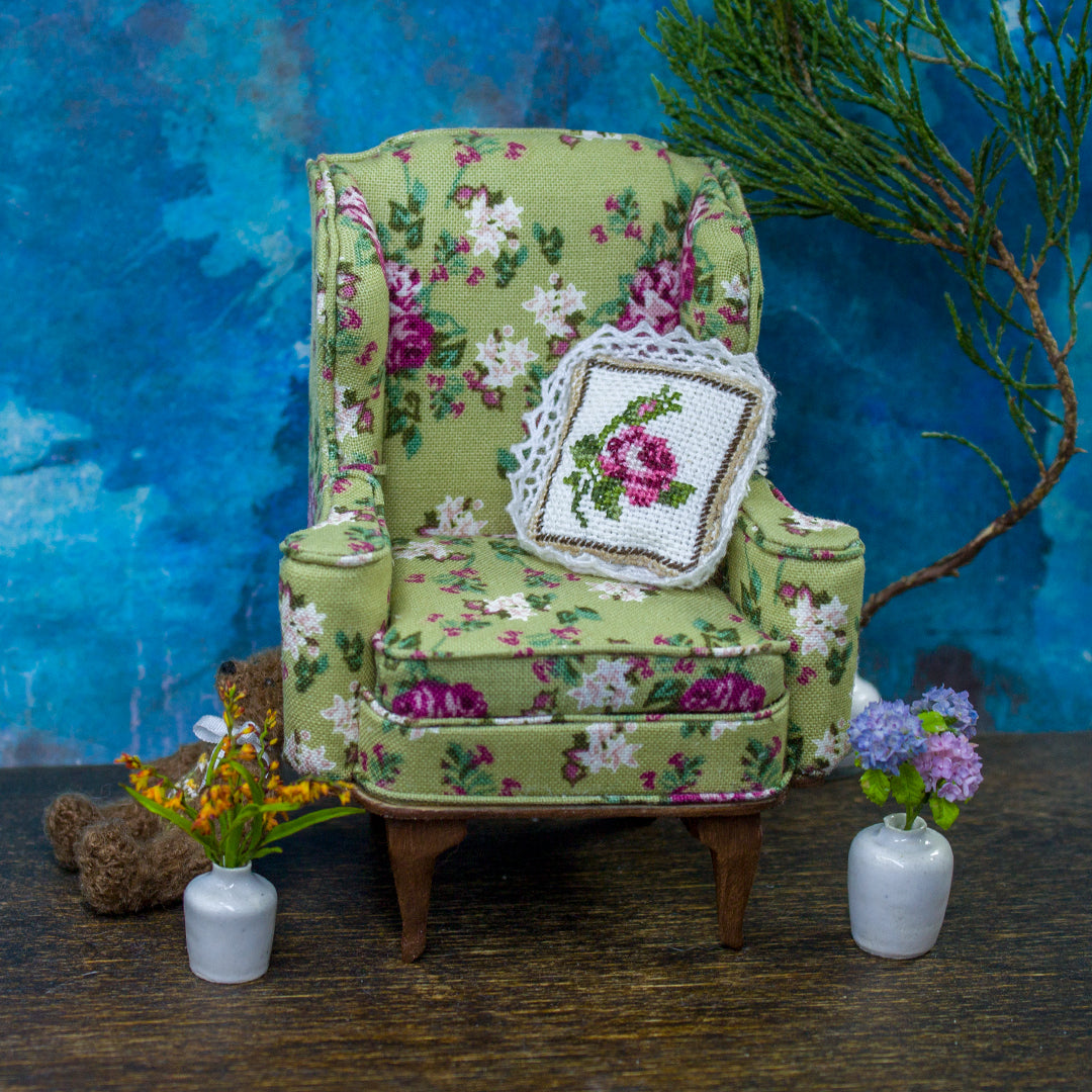 TUTORIAL Miniature Queen Anne wing chair | PDF + video