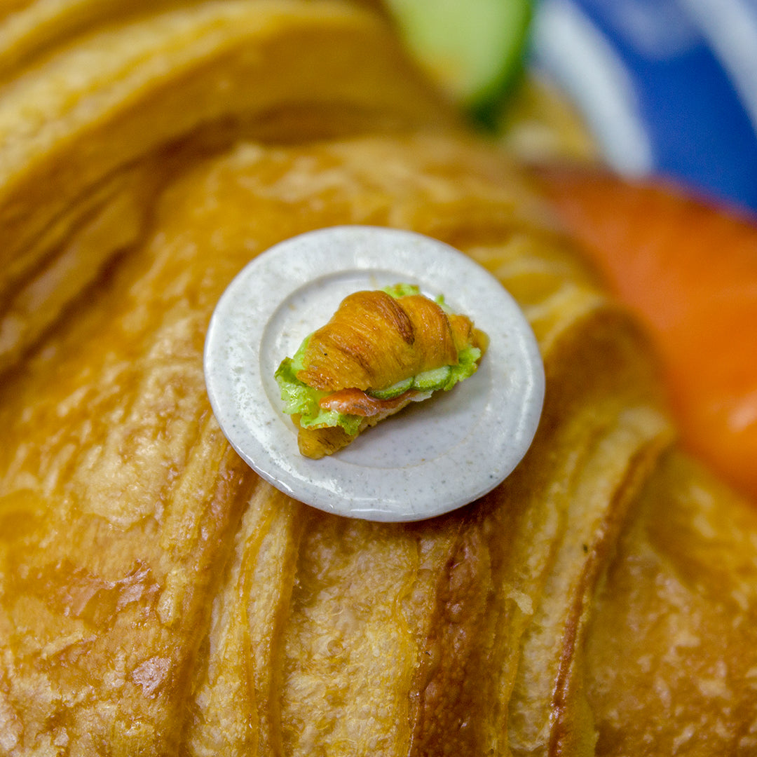 TUTORIAL Miniature croissant with salmon and cucumber from polymer clay | PDF + video