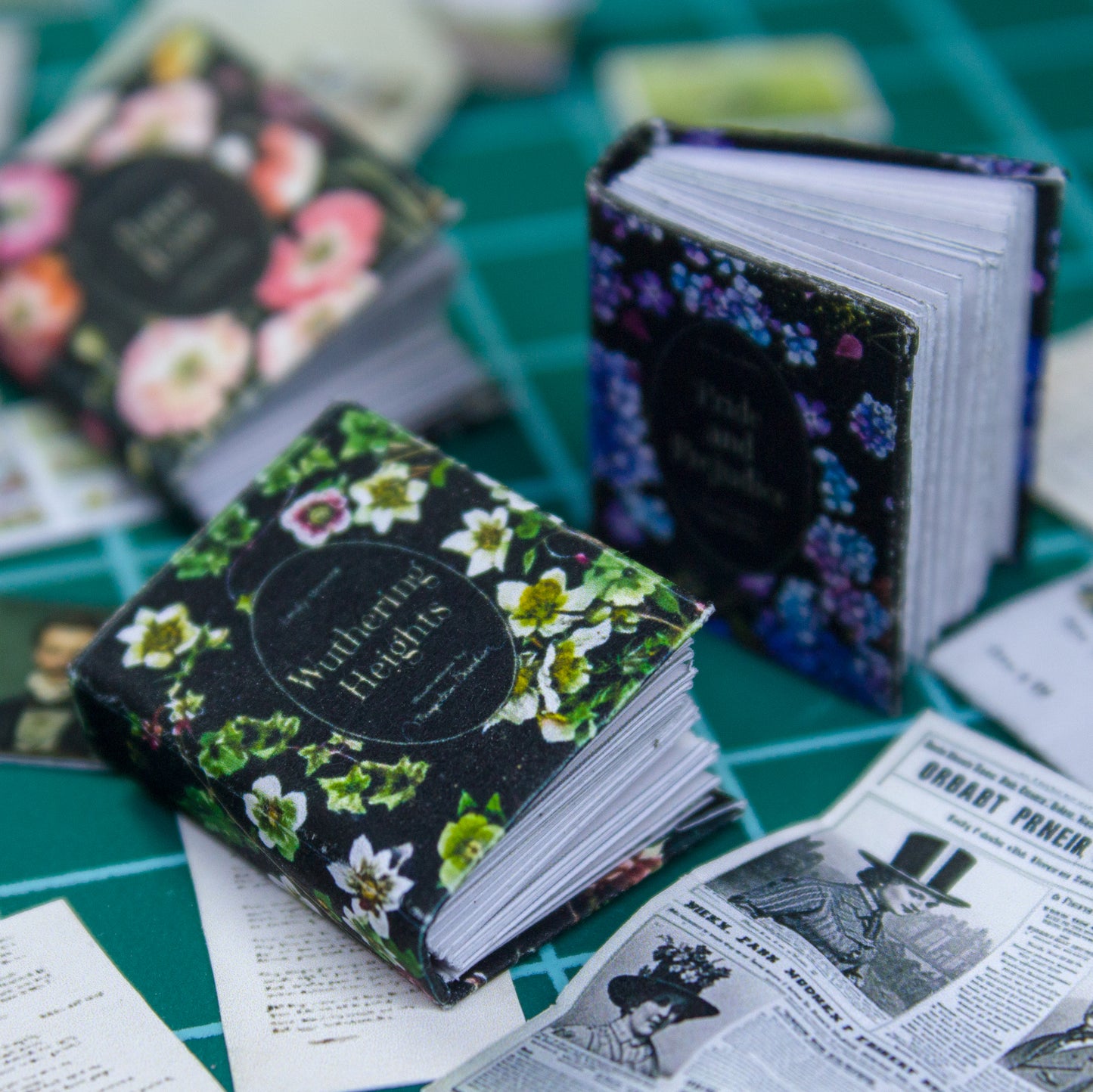 TEMPLATE 3 miniature books for dollhouse decoration part 1 | PDF