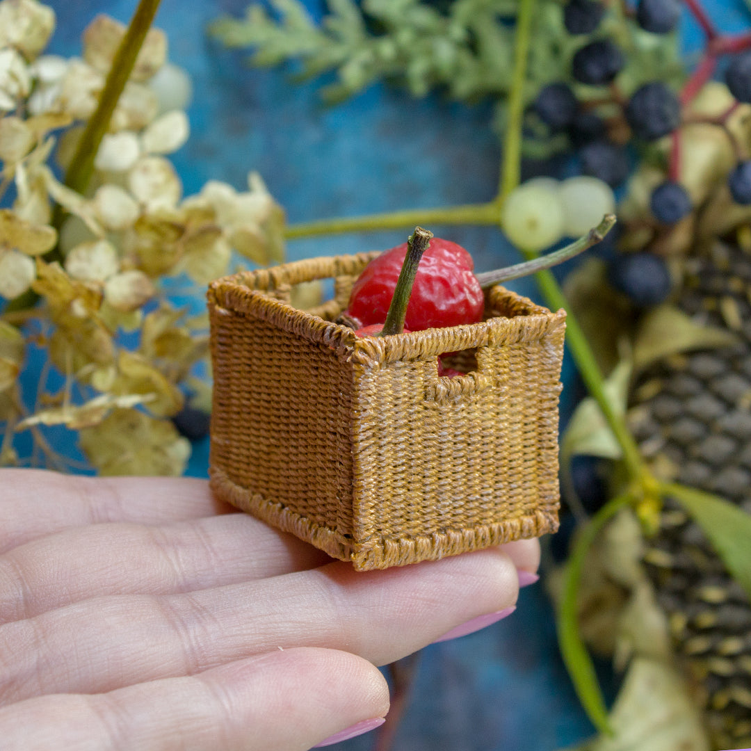 TEMPLATE Miniature woven square box inspired by IKEA BRANÄS in 1:12 scale | PDF - Rina Vellichor
