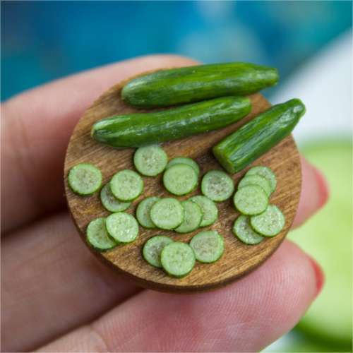 TUTORIAL Miniature cucumber cane with polymer clay for 1:12 scale dollhouse | PDF + video