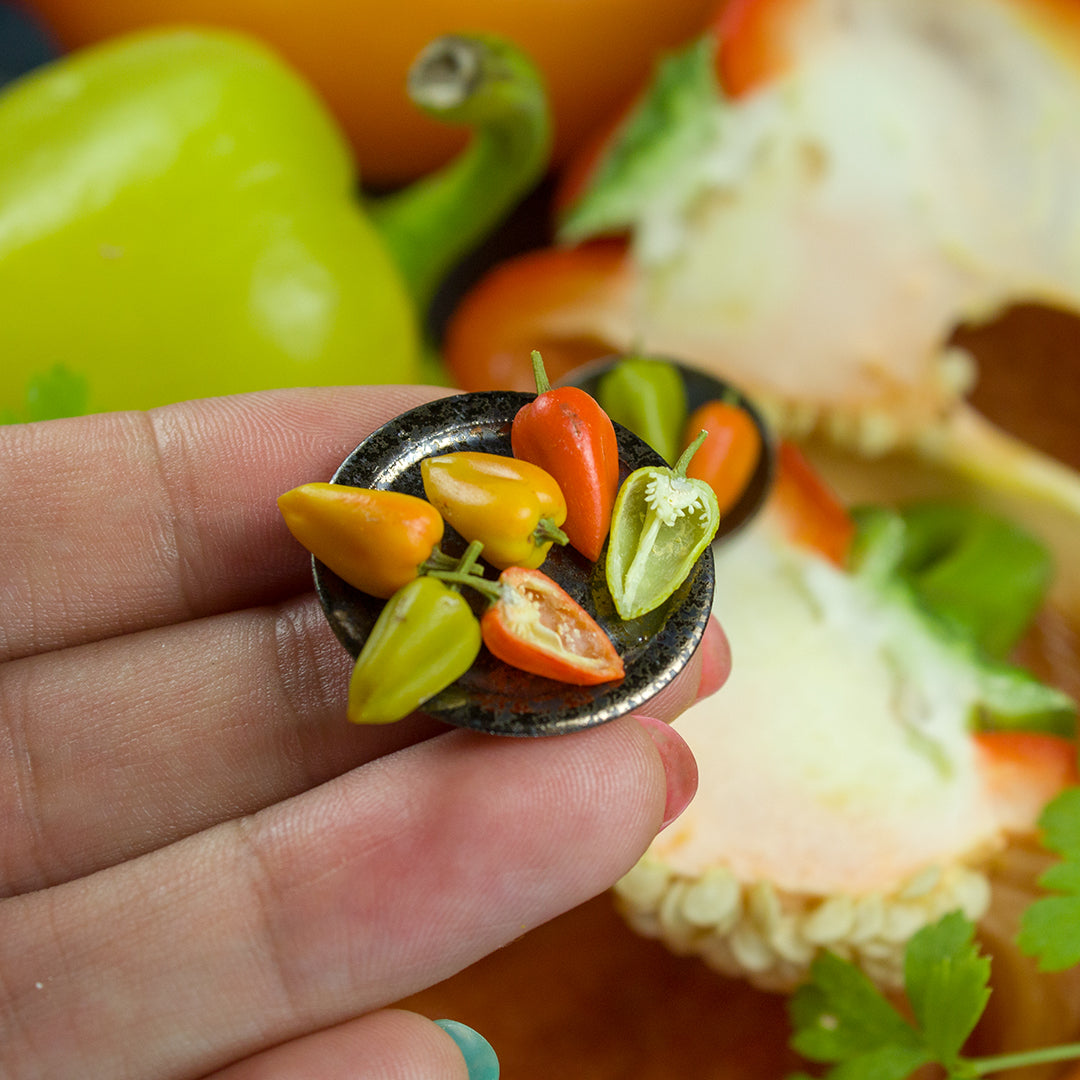 TUTORIAL Miniature pepper with polymer clay for 1:12 scale dollhouse | PDF + video