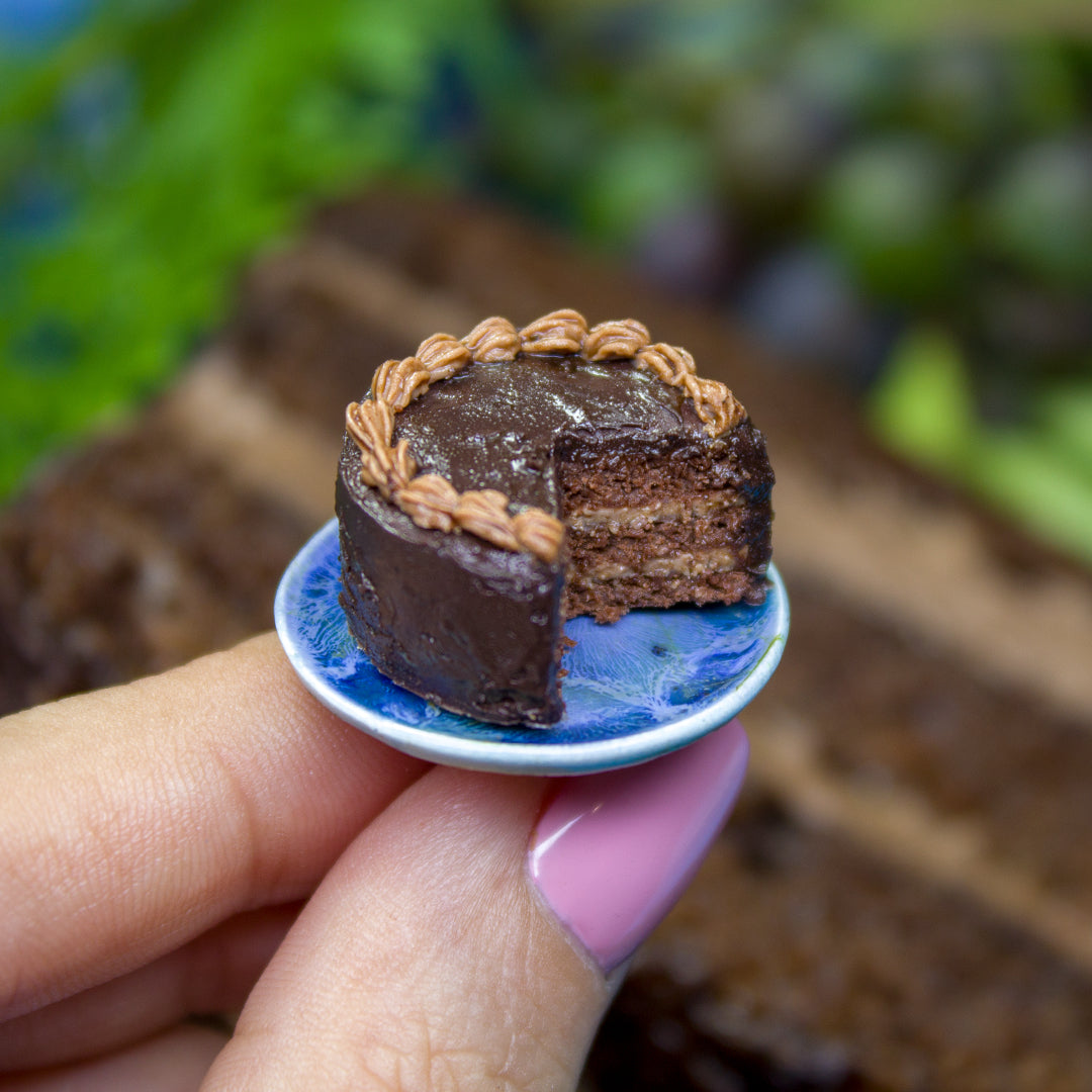 TUTORIAL Miniature chocolate cake Prague with polymer clay | PDF + video