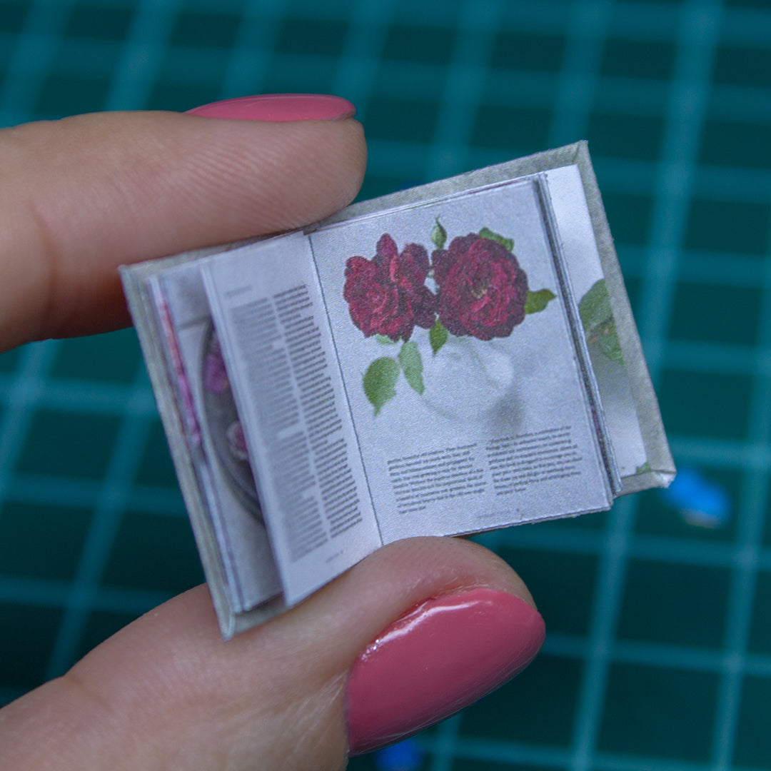 TEMPLATE Miniature vintage roses book | PDF