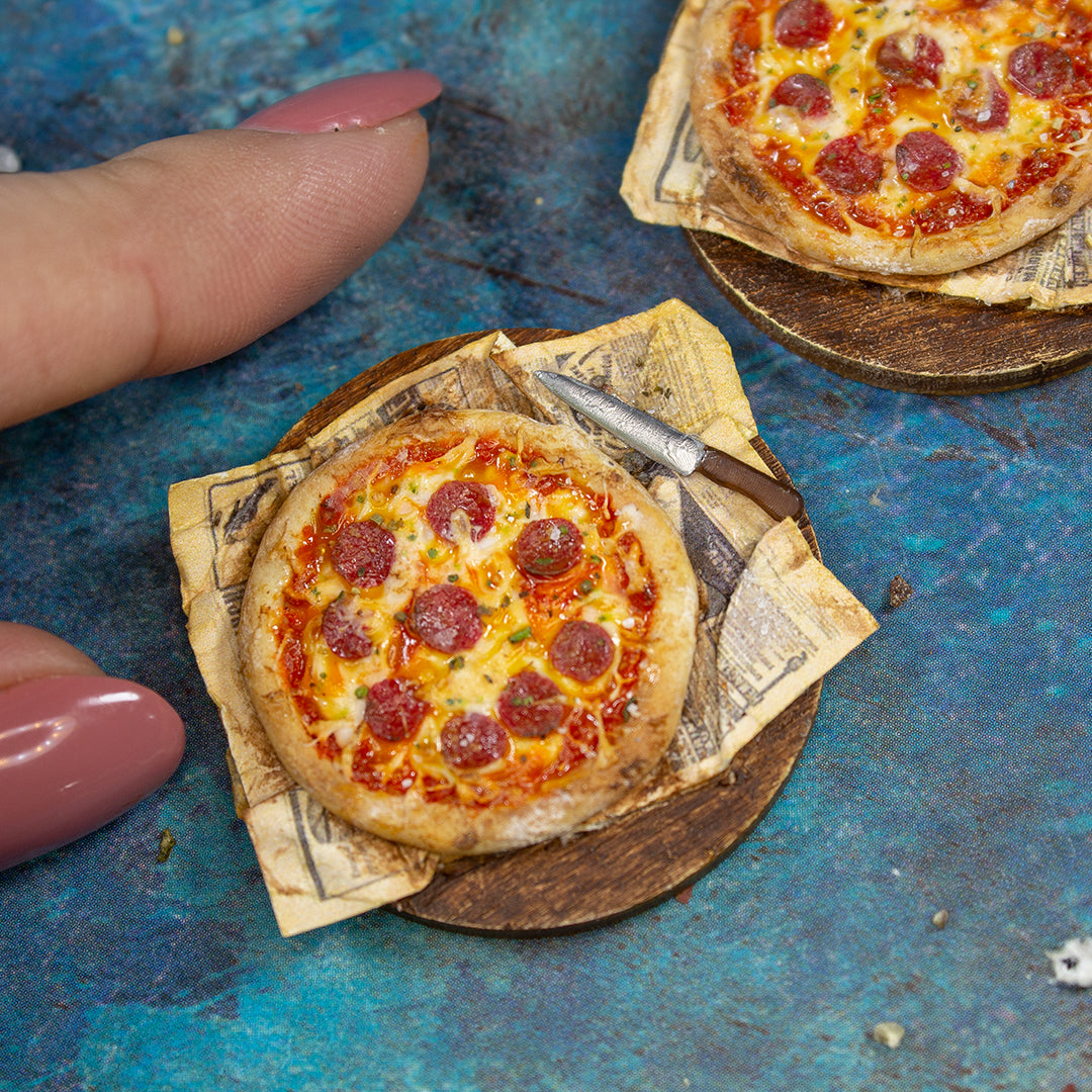 TUTORIAL Miniature pepperoni pizza with polymer clay | PDF + video