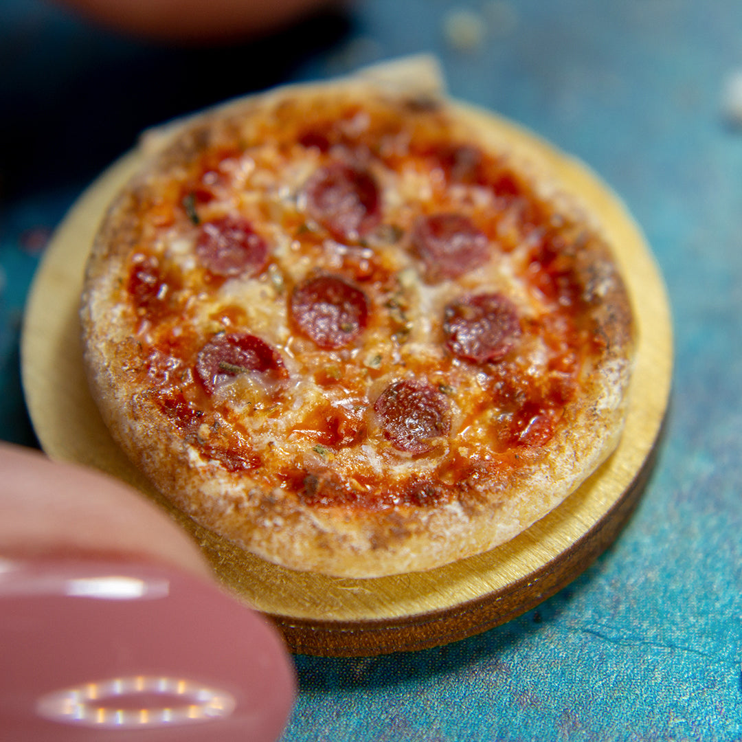 TUTORIAL Miniature pepperoni pizza with polymer clay | PDF + video