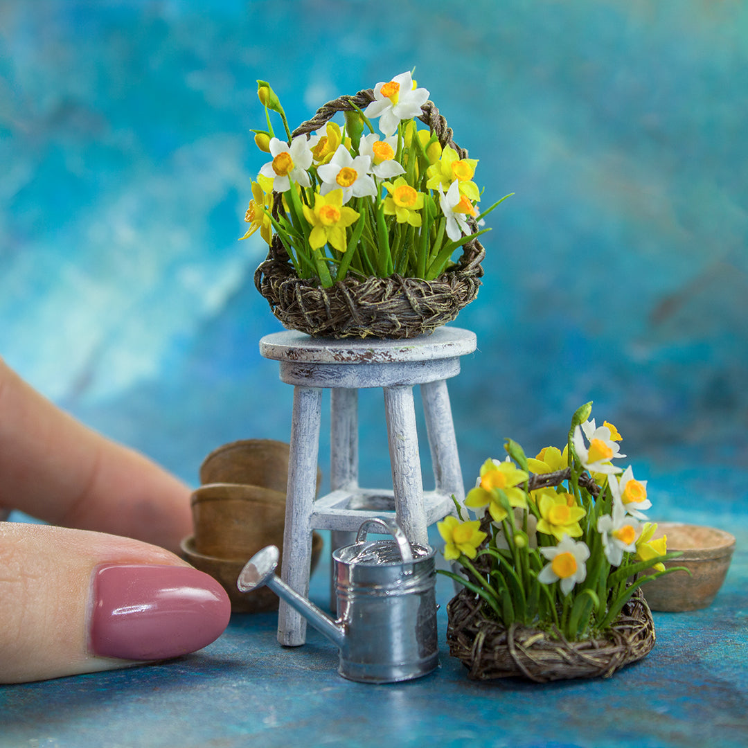TUTORIAL miniature daffodils from air dry clay in a basket | PDF + video