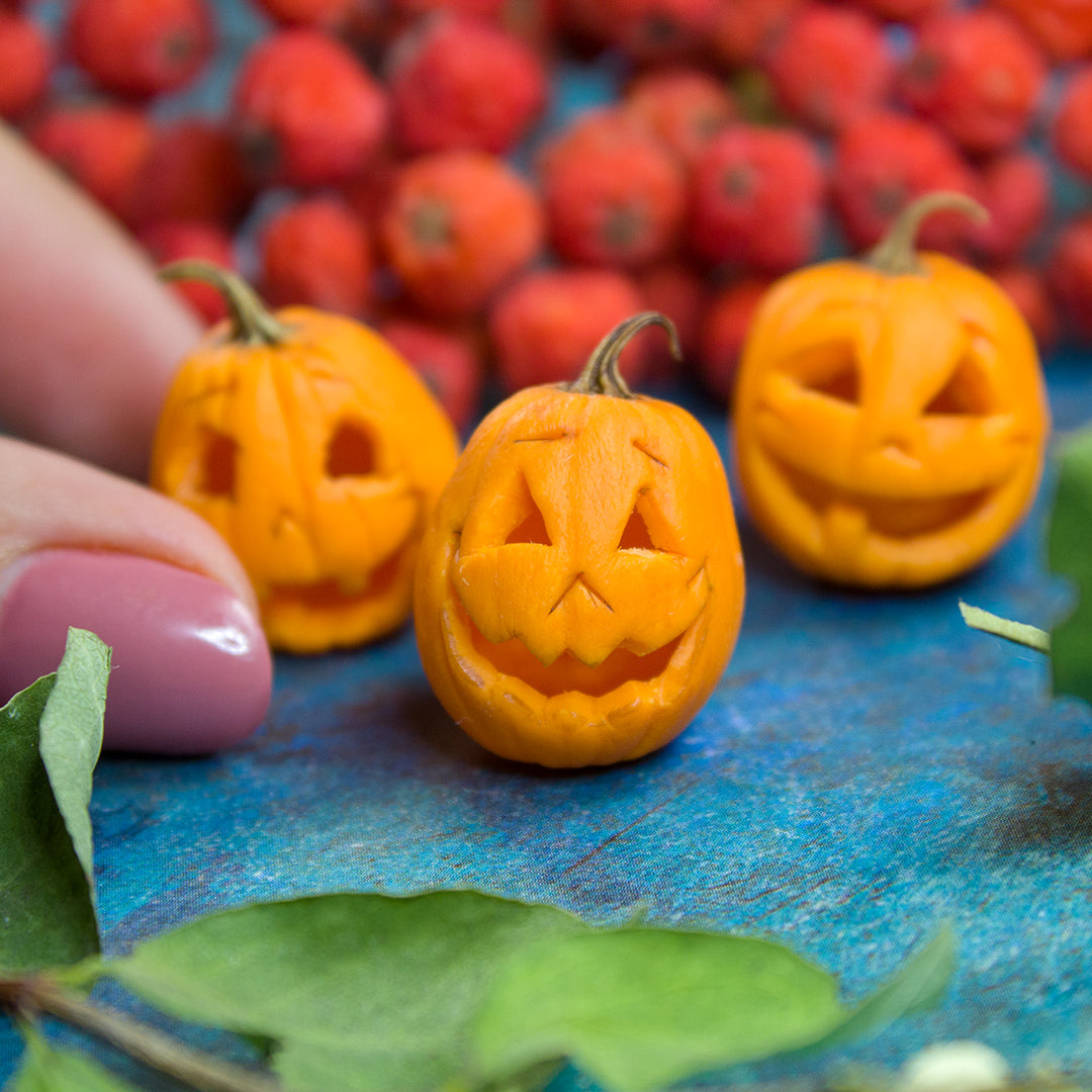 TUTORIAL Miniature Halloween pumpkins with polymer clay | PDF + video