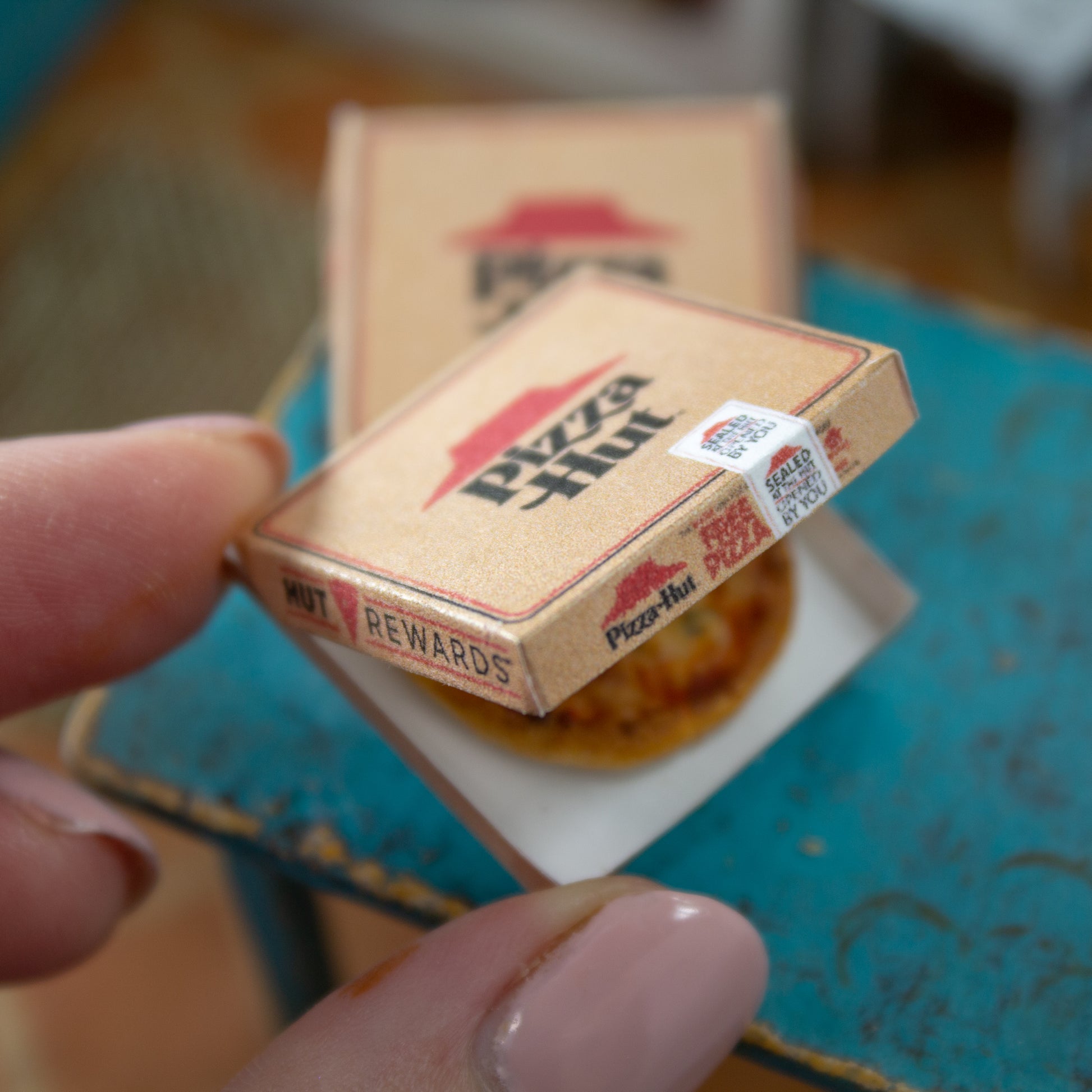 TEMPLATE Miniature pizza hut box printable for 1:12 scale dollhouse | PDF - Rina Vellichor