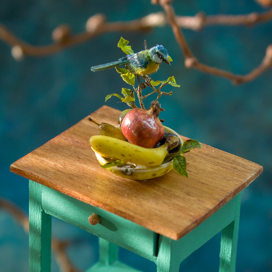 Miniature blue tit on a plate with fruits for a dollhouse, scale 1:12. - Rina Vellichor