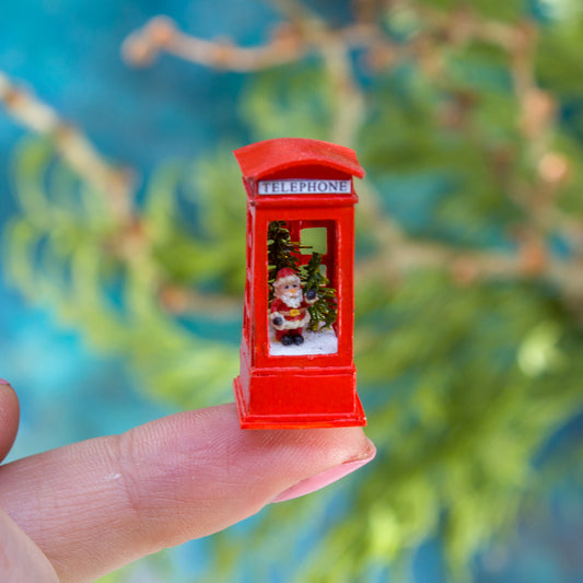 Miniature red box with Santa for dollhouse in 1:12 scale - Rina Vellichor