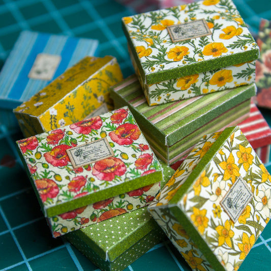 TEMPLATE Miniature retro boxes for 1:12 scale dollhouse | PDF