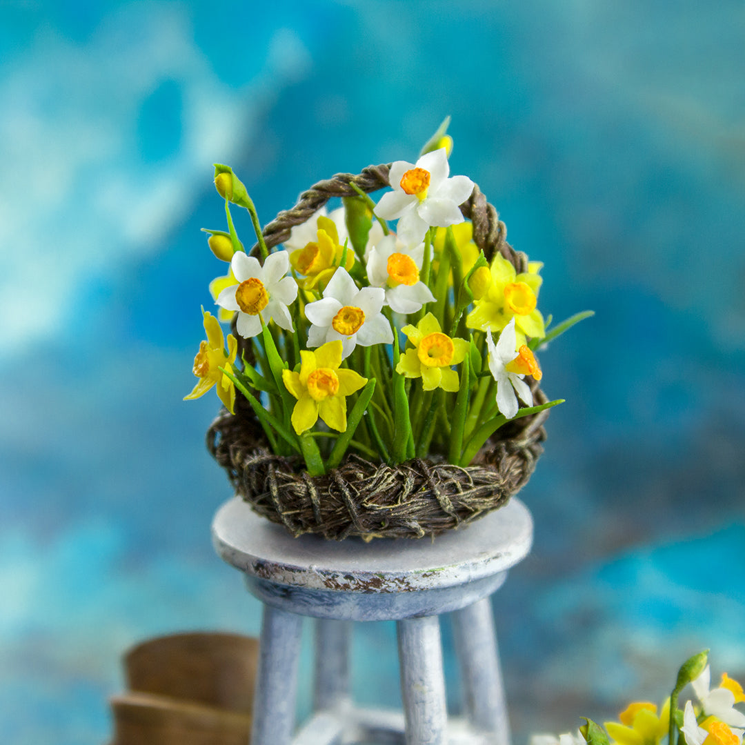TUTORIAL miniature daffodils from air dry clay in a basket | PDF + video