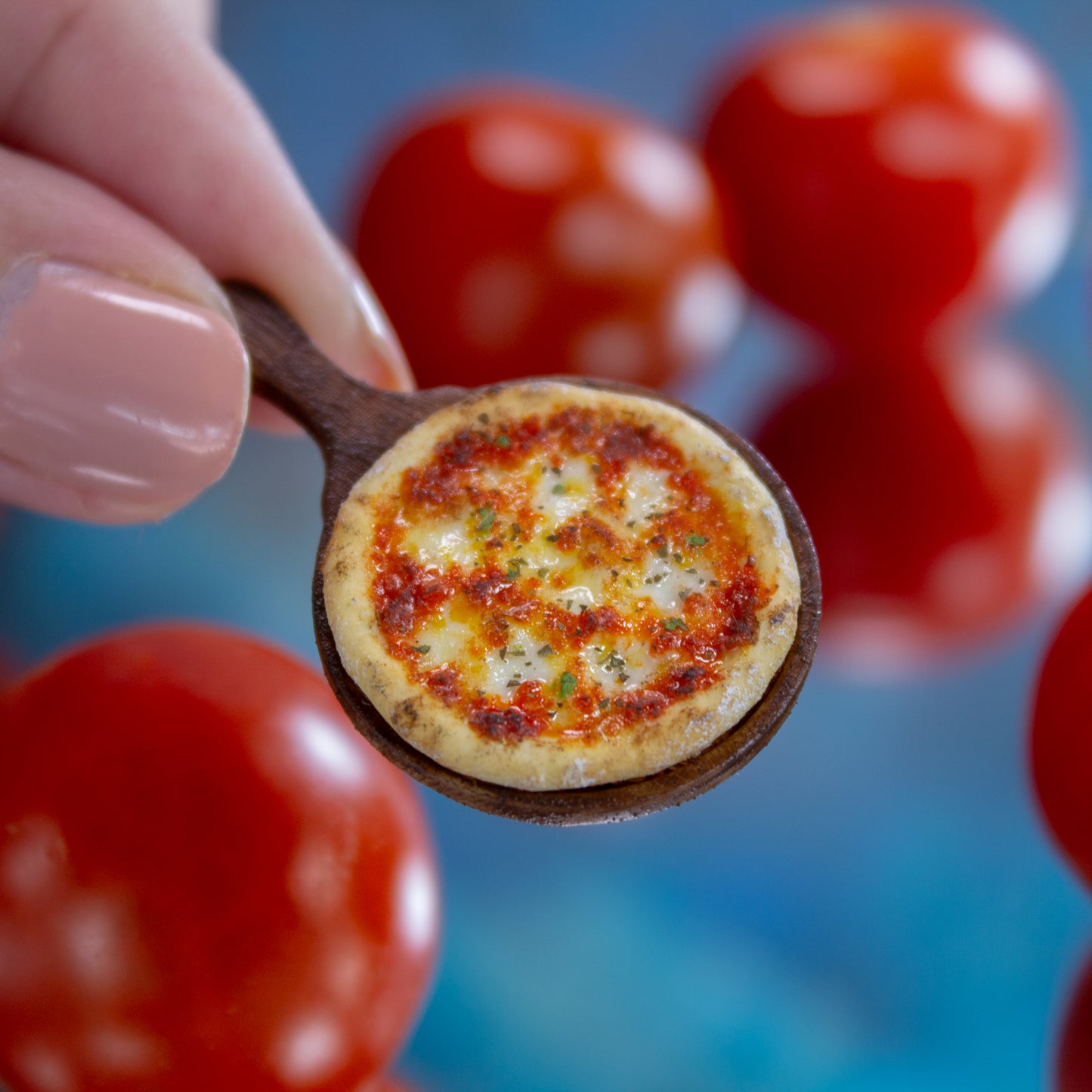 TUTORIAL Miniature polymer clay pizza for 1:12 scale dollhouse | PDF + video