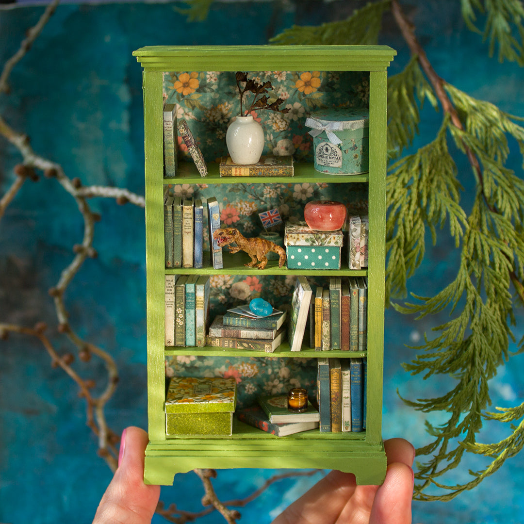 TEMPLATE Miniature retro bookcase in 1:12 scale | PDF - Rina Vellichor