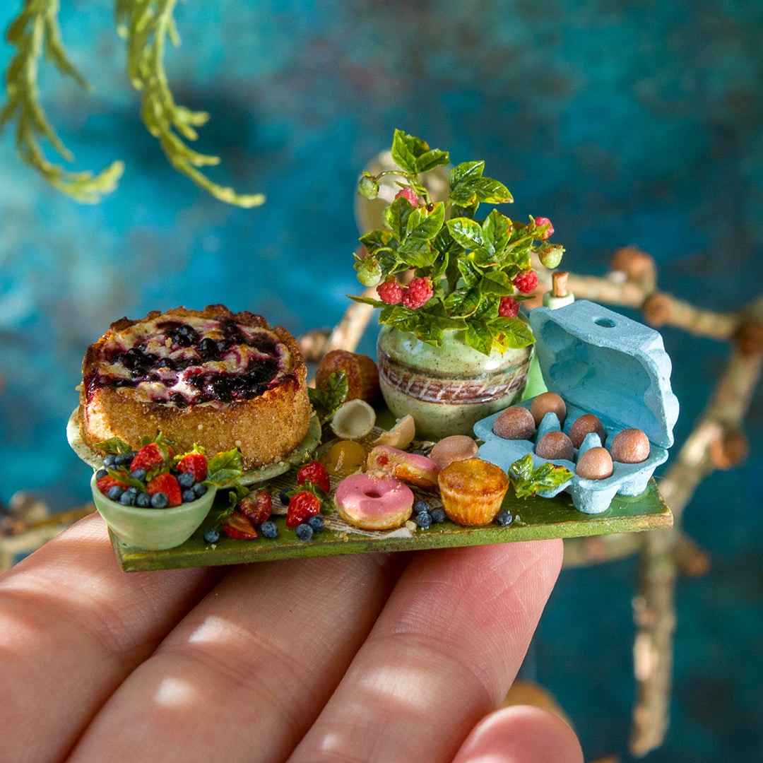 Miniature berry cake and garden dessert set for dollhouse in 1:12 scale - Rina Vellichor