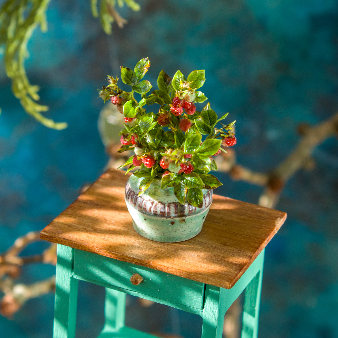 Miniature raspberry branches in ceramic vase for dollhouse in 1:12 scale - Rina Vellichor