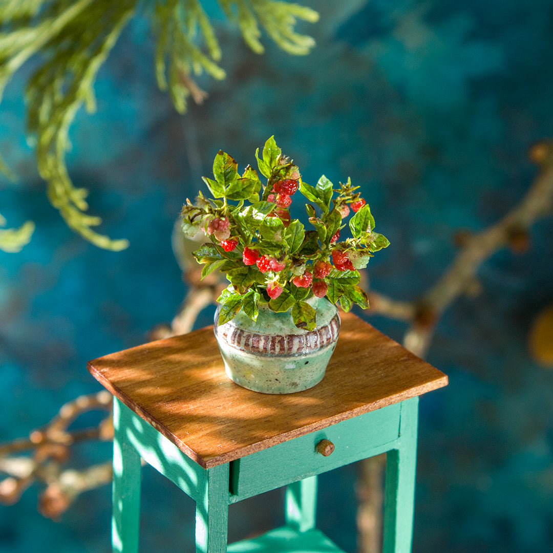 Miniature raspberry branches in ceramic vase for dollhouse in 1:12 scale - Rina Vellichor