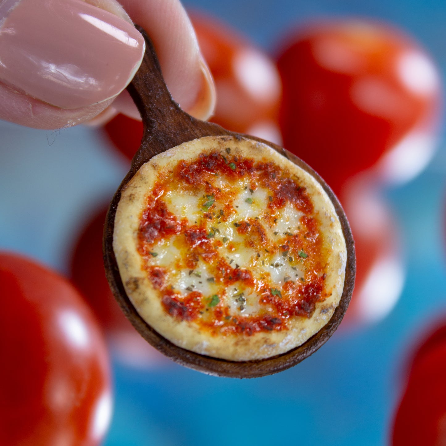TUTORIAL Miniature polymer clay pizza for 1:12 scale dollhouse | PDF + video