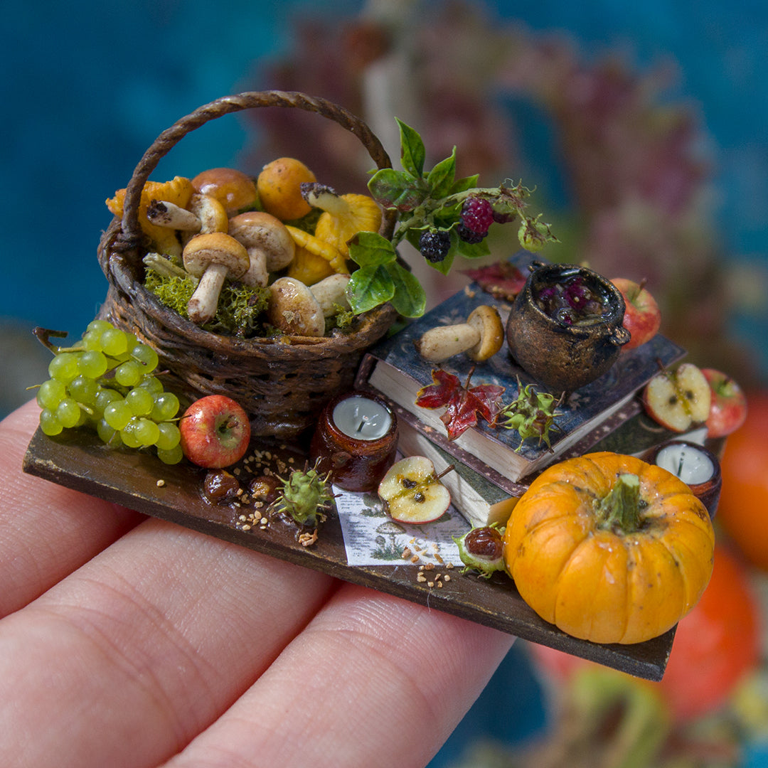 Miniature witch kitchen set for dollhouse in 1:12 scale 3