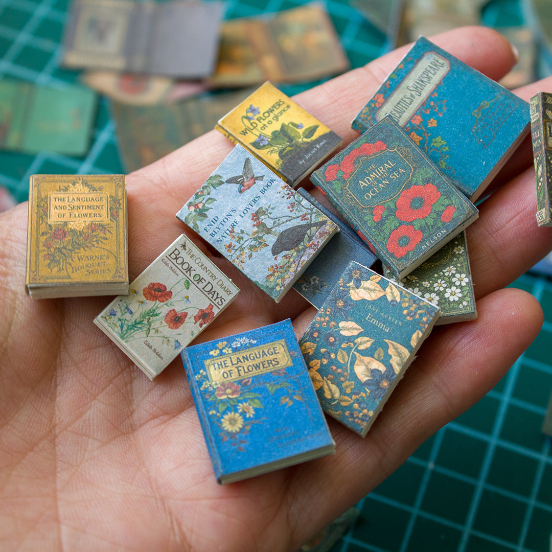 TEMPLATE 56pcs Miniature book covers on A4 sheet | PDF - Rina Vellichor