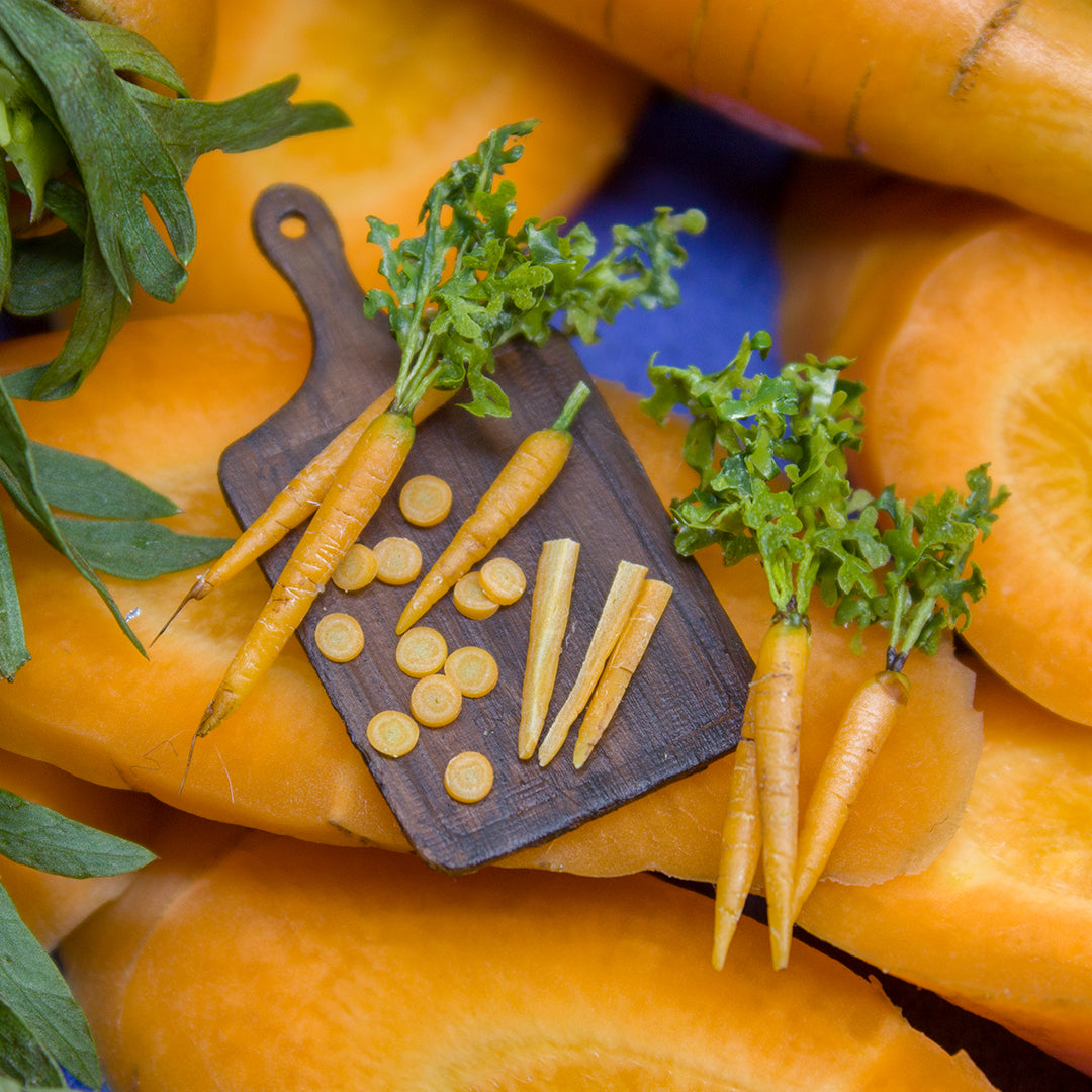 TUTORIAL Miniature carrot with polymer clay for 1:12 scale dollhouse | PDF + video