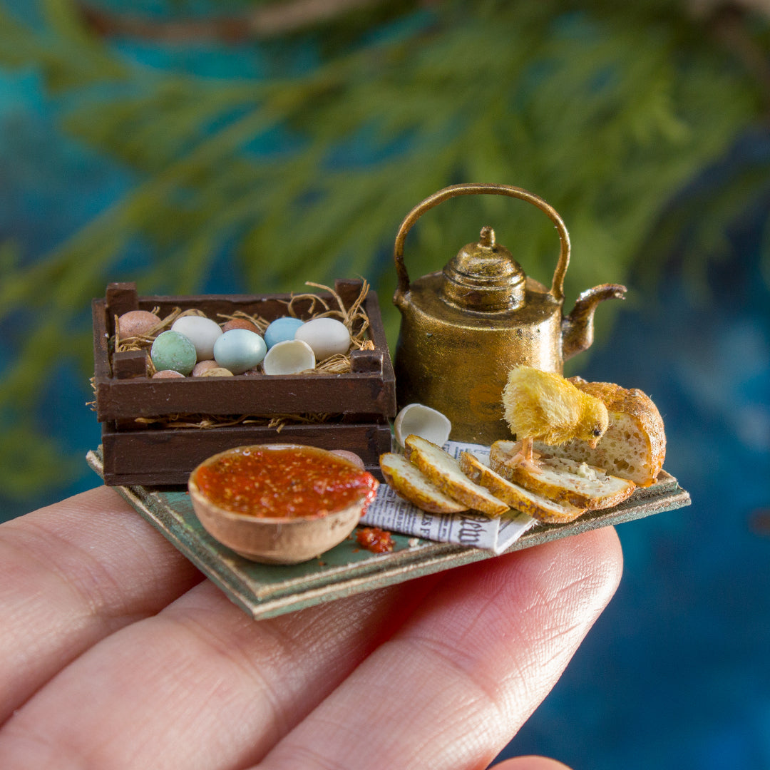Miniature set with chick for dollhouse in 1:12 scale 4 - Rina Vellichor