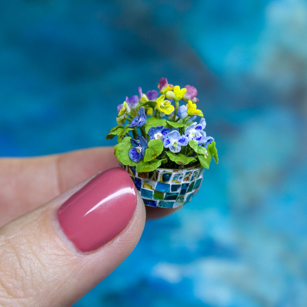 TUTORIAL Miniature pansies with air dry clay for 1:12 scale dollhouse | PDF + video