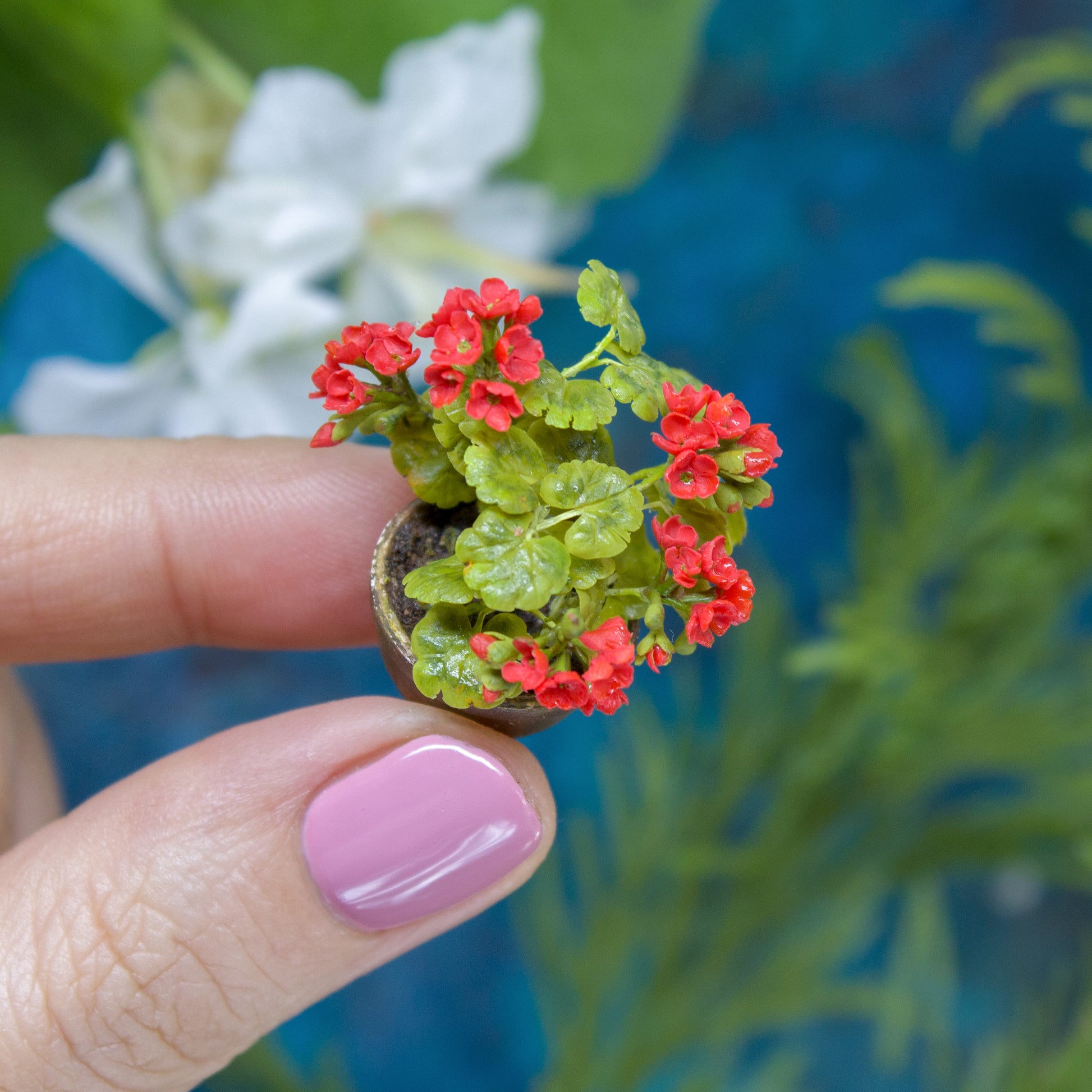 TUTORIAL Miniature geranium with air dry clay | PDF + video - Rina Vellichor
