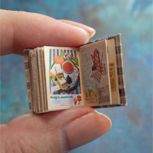 TEMPLATE Miniature retro recipe book | PDF