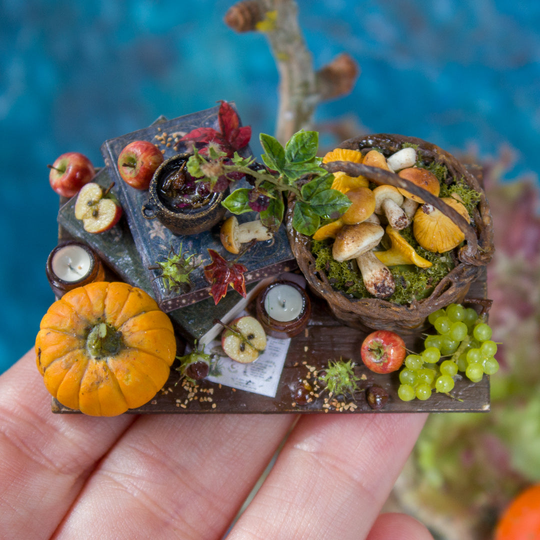 Miniature witch kitchen set for dollhouse in 1:12 scale 5