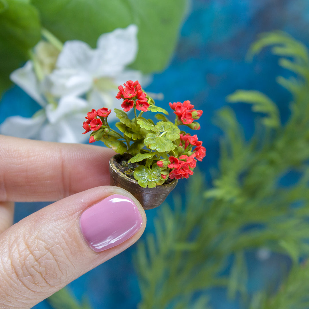 TUTORIAL Miniature geranium with air dry clay | PDF + video - Rina Vellichor