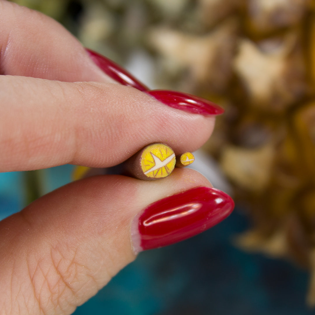 TUTORIAL Miniature polymer clay ripe pineapple for 1:12 scale dollhouse | PDF + video - Rina Vellichor