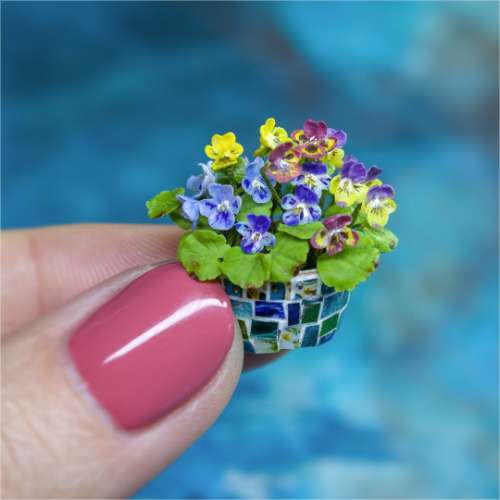 TUTORIAL Miniature pansies with air dry clay for 1:12 scale dollhouse | PDF + video