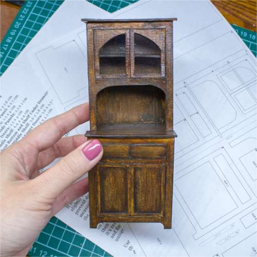 TEMPLATE Miniature kitchen cabinet in 1:12 scale | PDF